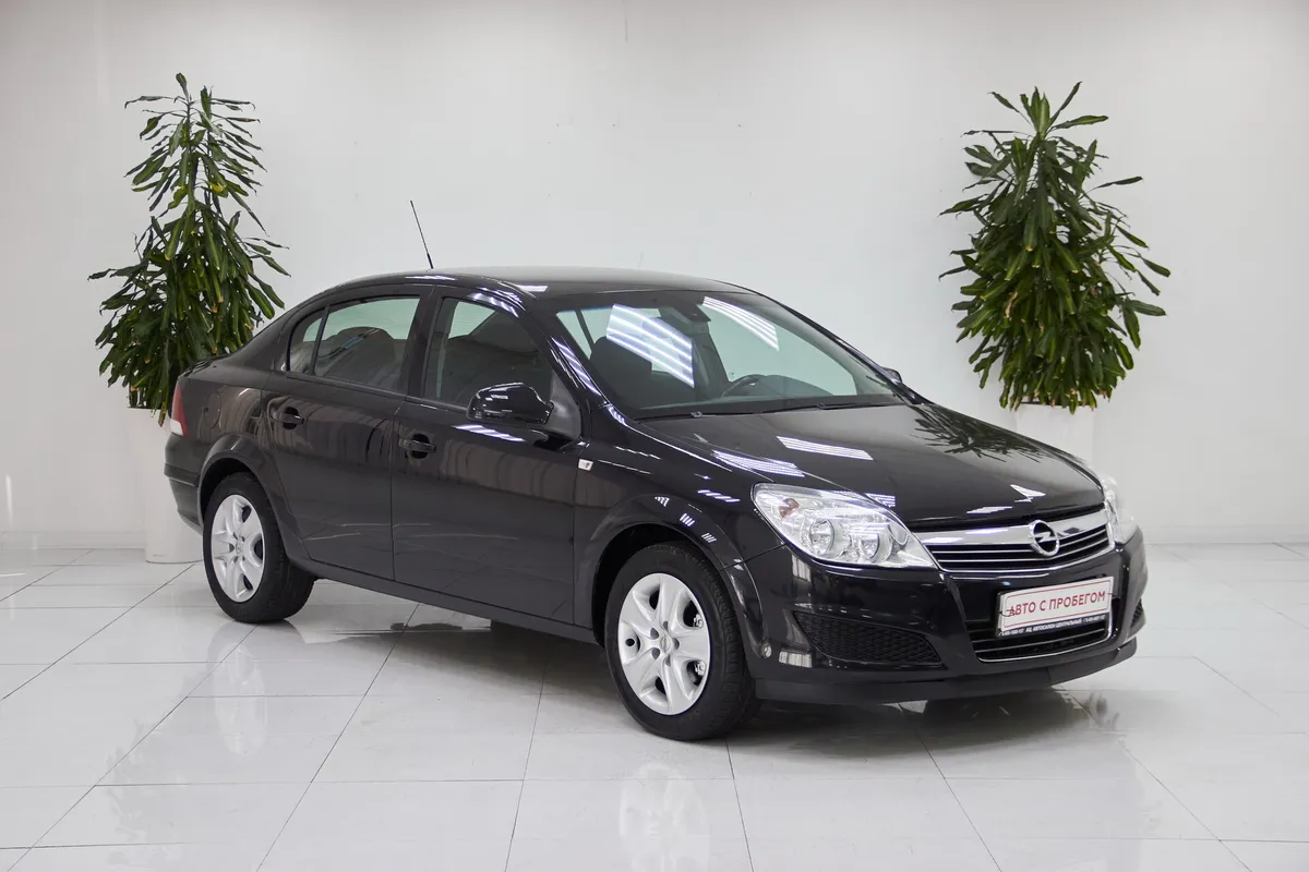 Opel Astra H Рестайлинг · Enjoy — фото 3