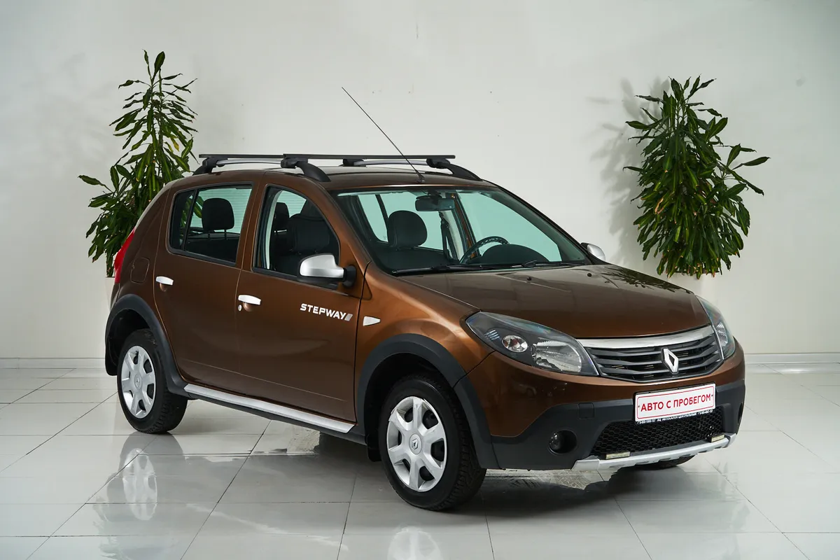 Renault Sandero I — фото 3