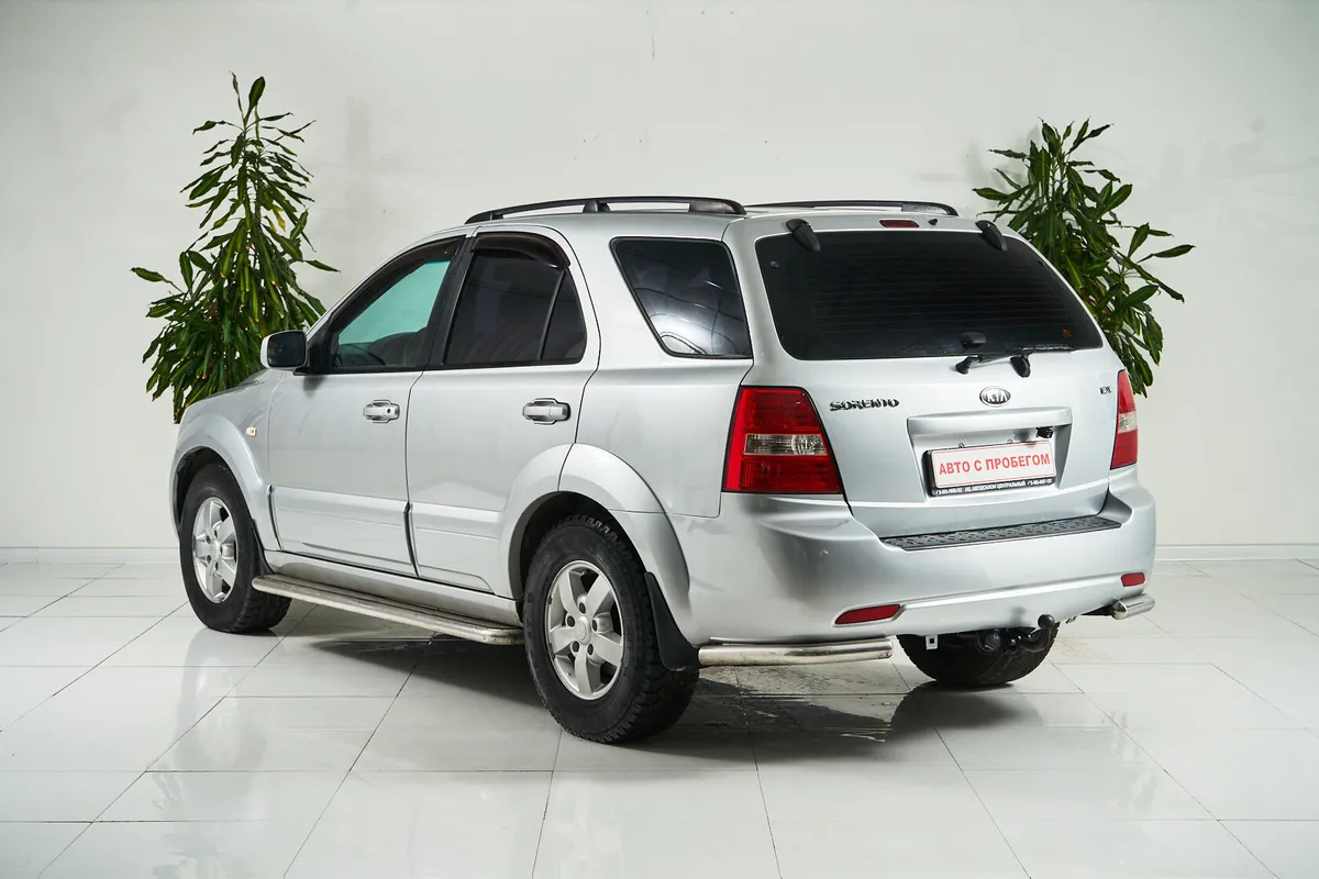 Kia Sorento I Рестайлинг — фото 4