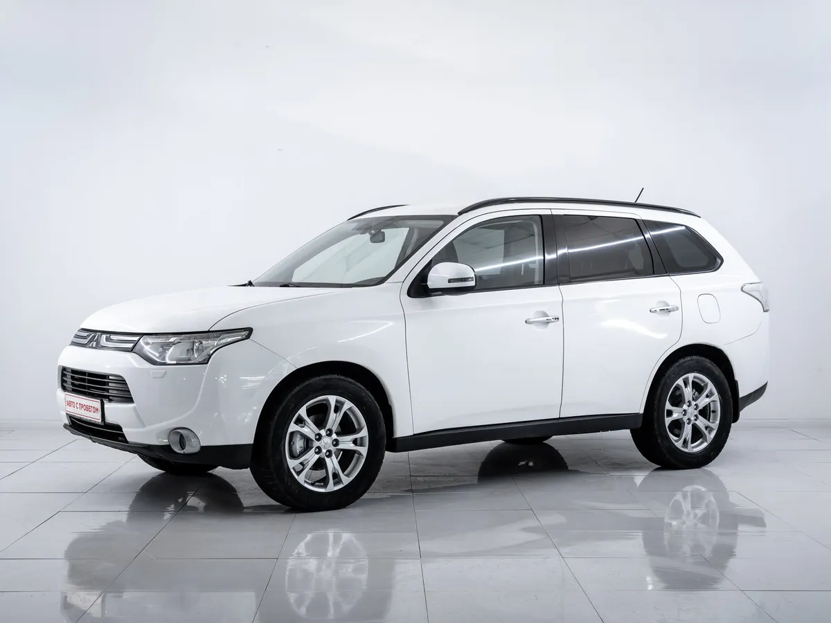 Mitsubishi Outlander III · Instyle