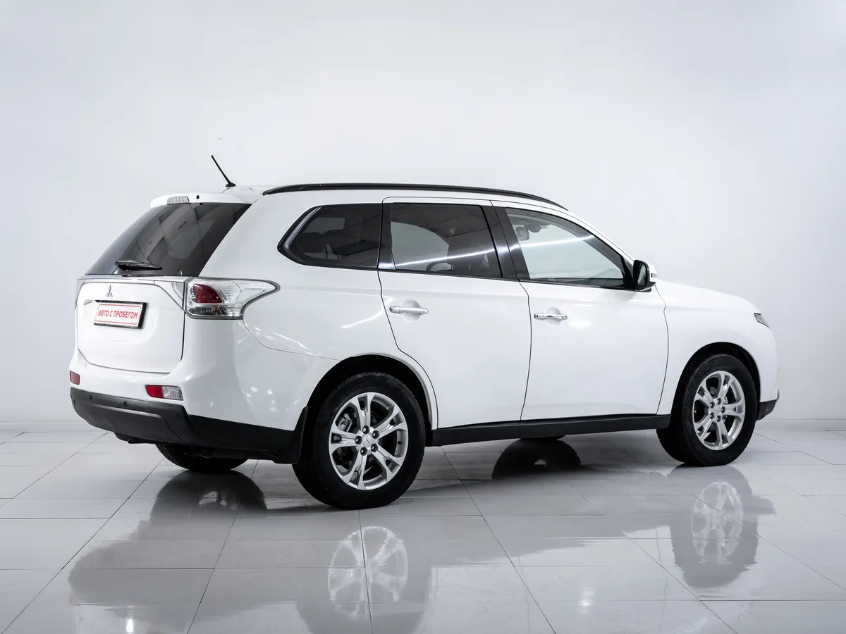 Mitsubishi Outlander III · Instyle — фото 4