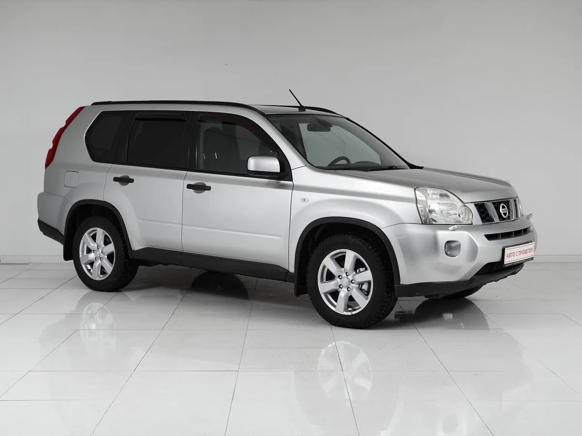 Nissan X-Trail II · LE (metallic) — фото 3