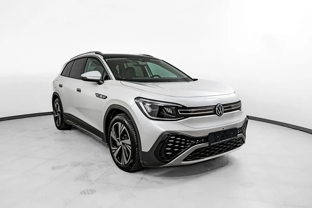 Volkswagen ID.6 I · Pure +