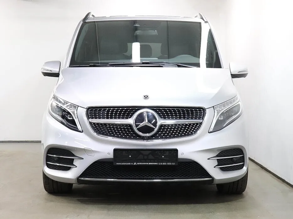 Mercedes-Benz V-Класс III (W447) Рестайлинг · V300 d длинный — фото 2
