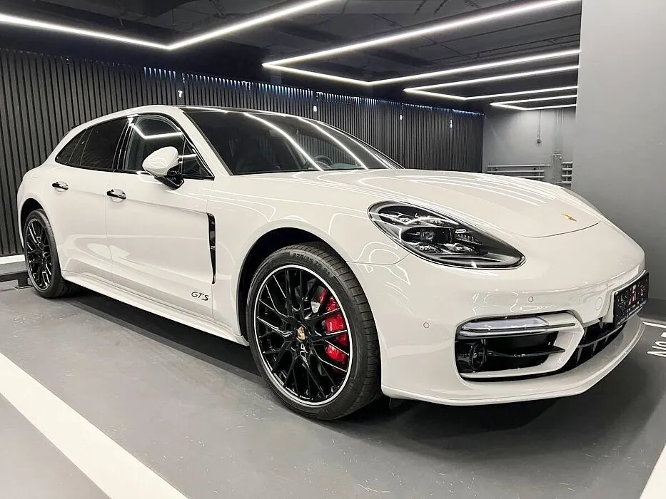 Porsche Panamera II Рестайлинг · Panamera GTS Sport Turismo