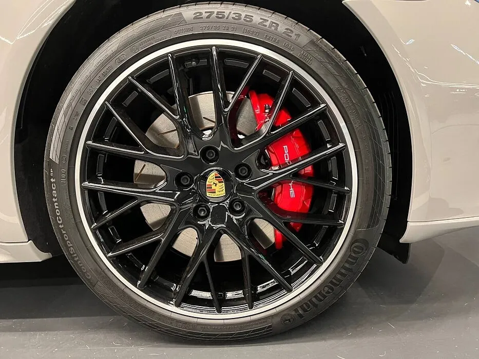 Porsche Panamera II Рестайлинг · Panamera GTS Sport Turismo — фото 4
