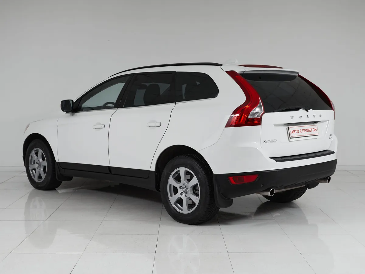 Volvo XC60 I · Momentum — фото 5