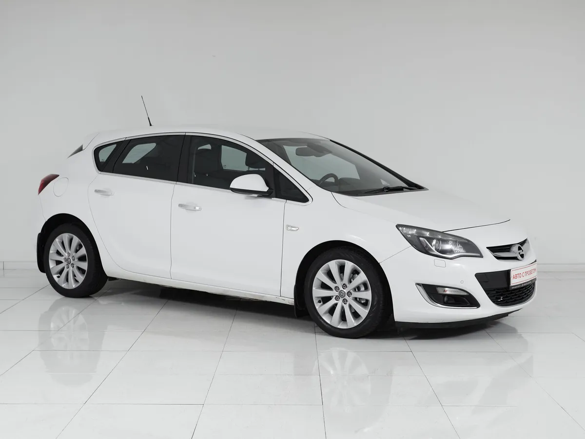 Opel Astra J Рестайлинг · Cosmo — фото 3