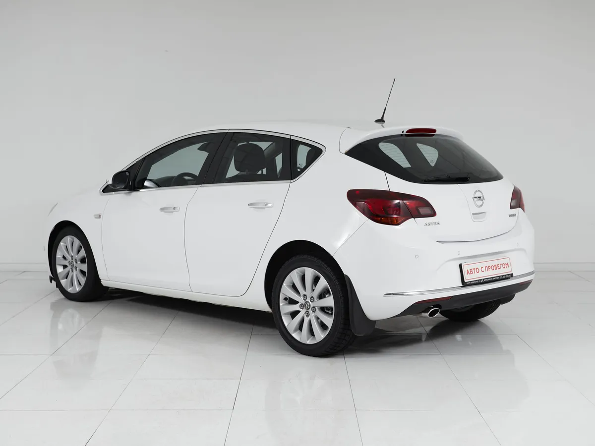 Opel Astra J Рестайлинг · Cosmo — фото 5