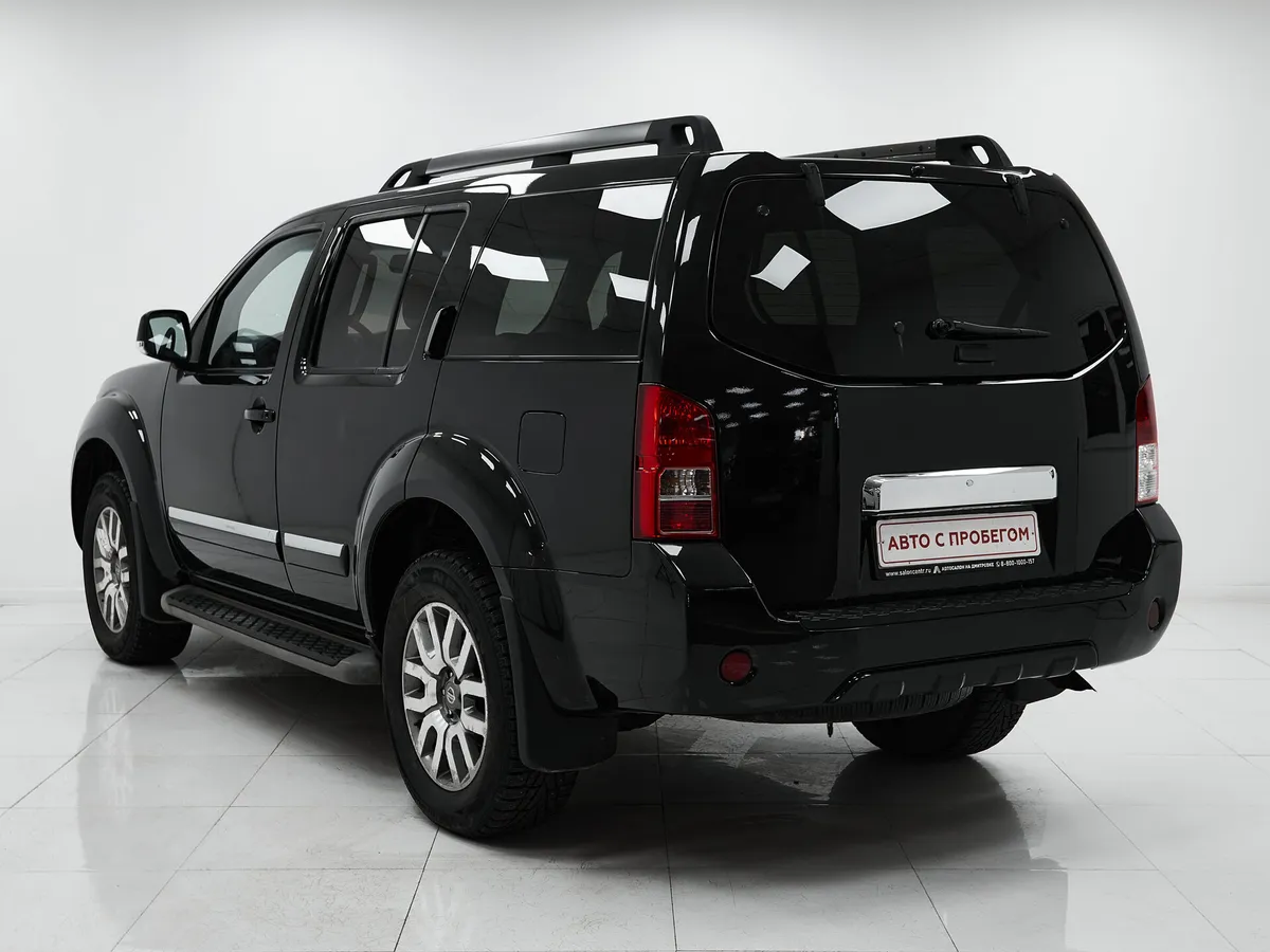 Nissan Pathfinder III Рестайлинг · LE — фото 4