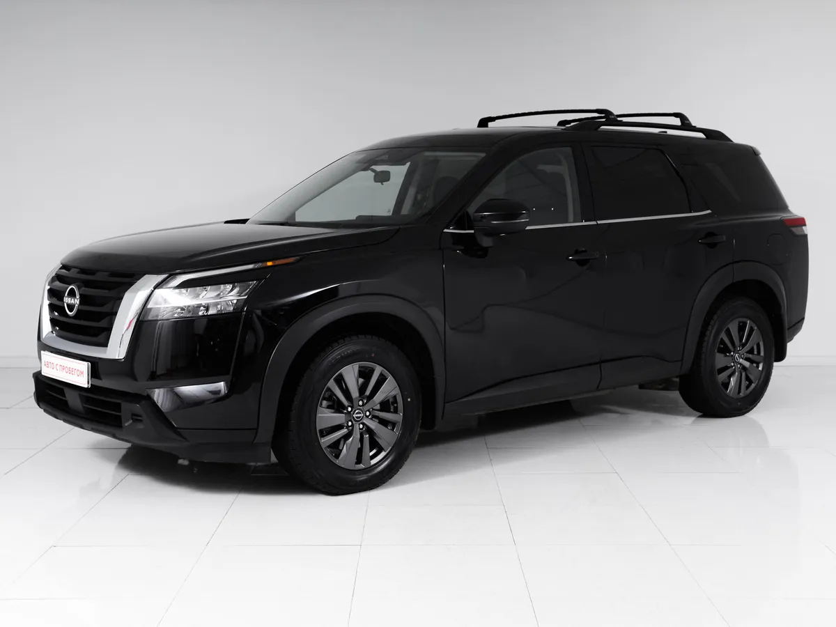 Nissan Pathfinder V · Business
