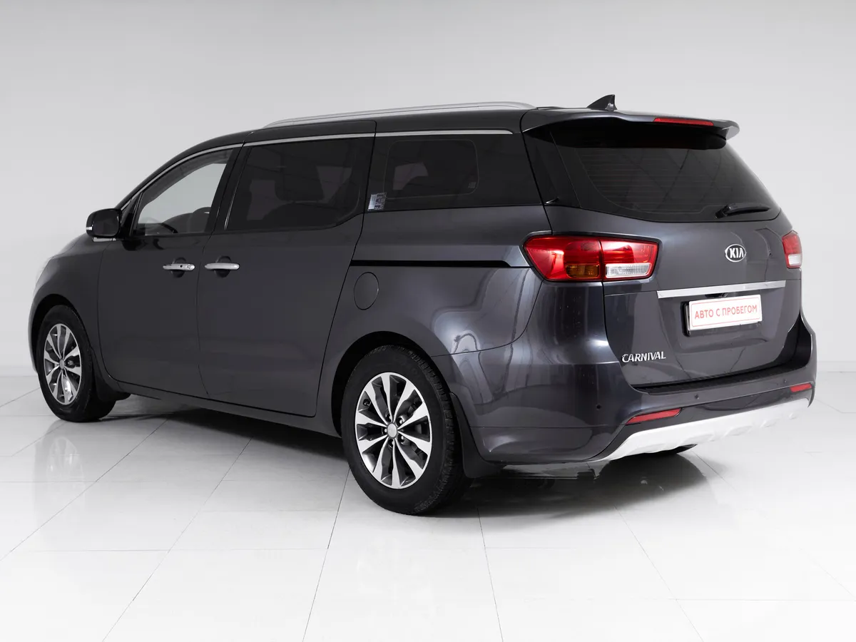 Kia Carnival III — фото 4
