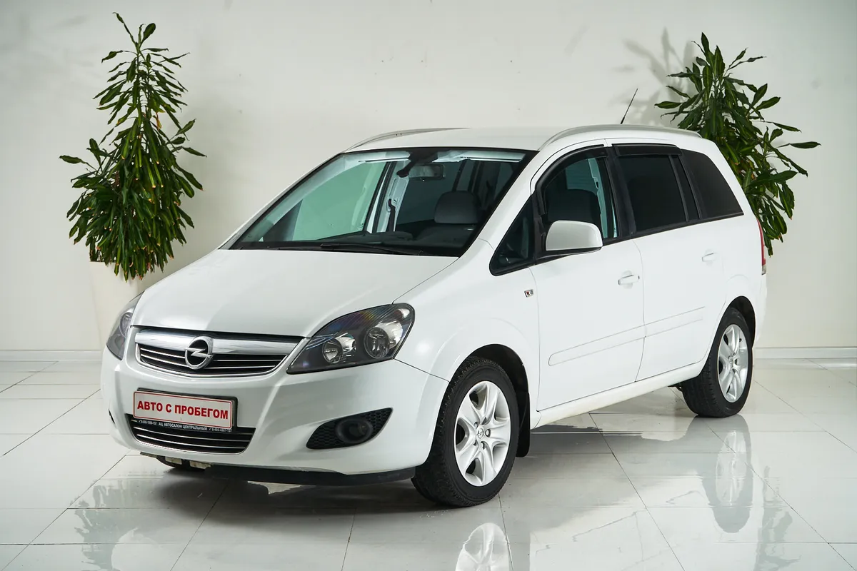 Opel Zafira B Рестайлинг