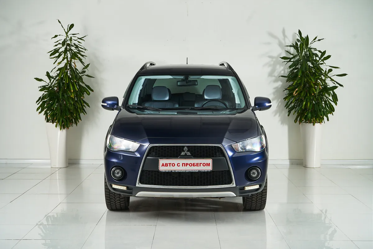 Mitsubishi Outlander II Рестайлинг — фото 2