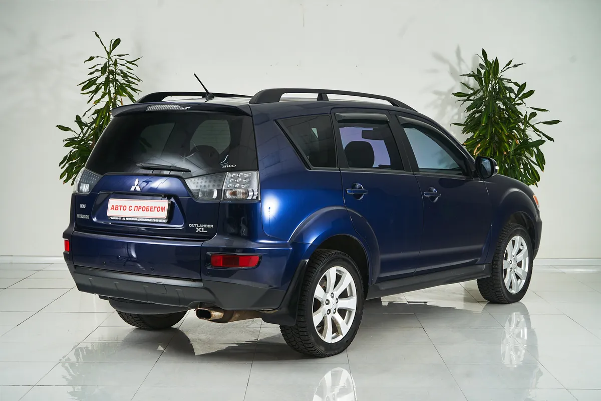 Mitsubishi Outlander II Рестайлинг — фото 5