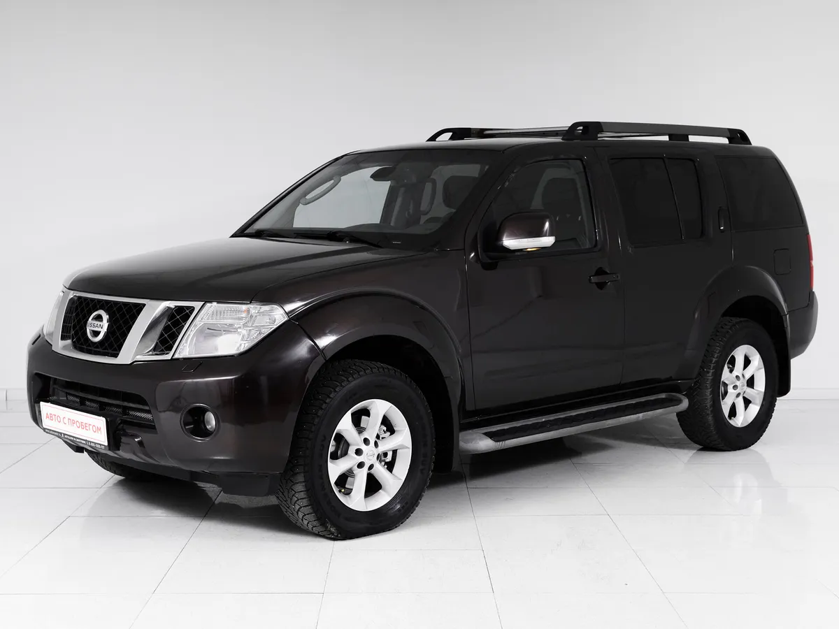 Nissan Pathfinder III Рестайлинг · LE