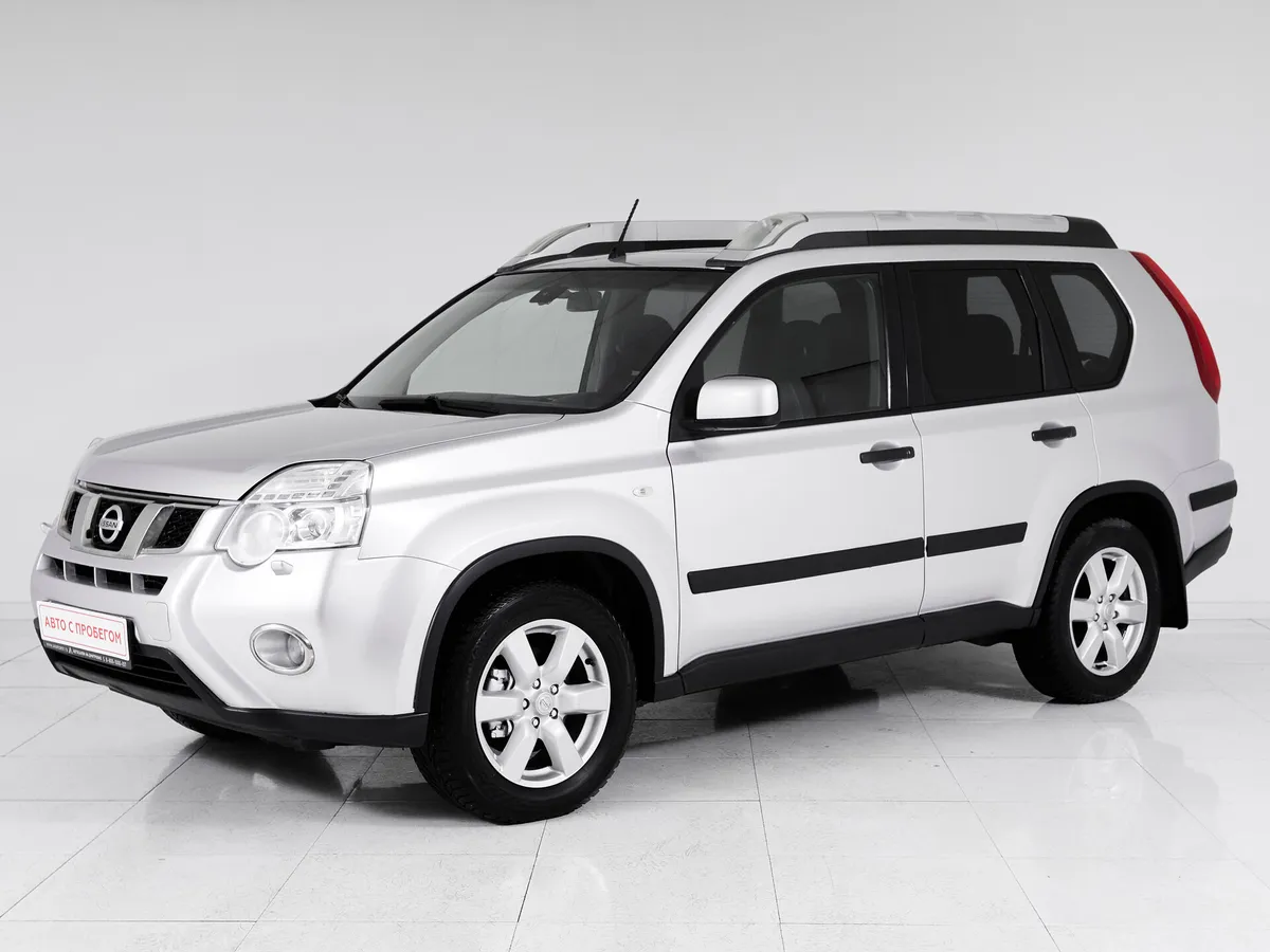 Nissan X-Trail II · SE