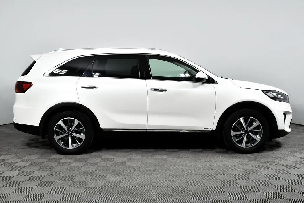 Kia Sorento III Prime Рестайлинг — фото 3