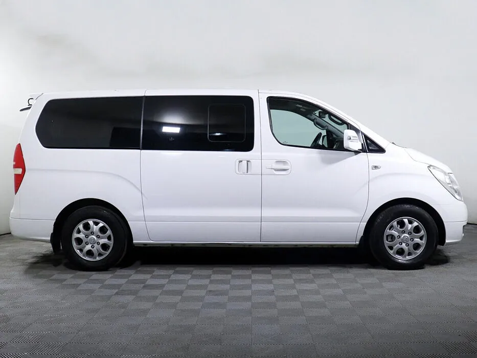 Hyundai Grand Starex I — фото 3