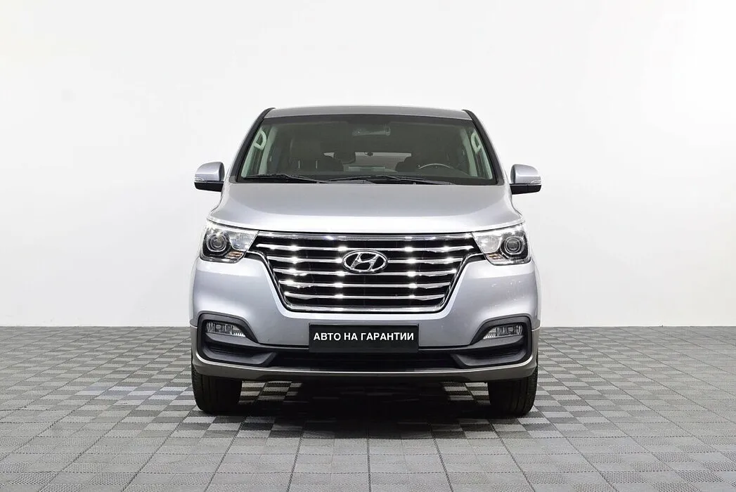 Hyundai Grand Starex I Рестайлинг 2 — фото 2