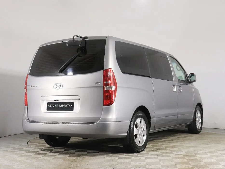Hyundai Grand Starex I Рестайлинг 2 — фото 4