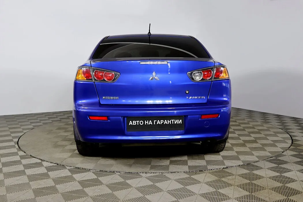 Mitsubishi Lancer X — фото 5