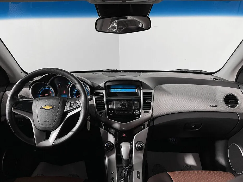 Chevrolet Cruze I · LT (10.2008 — 12.2012) — фото 5