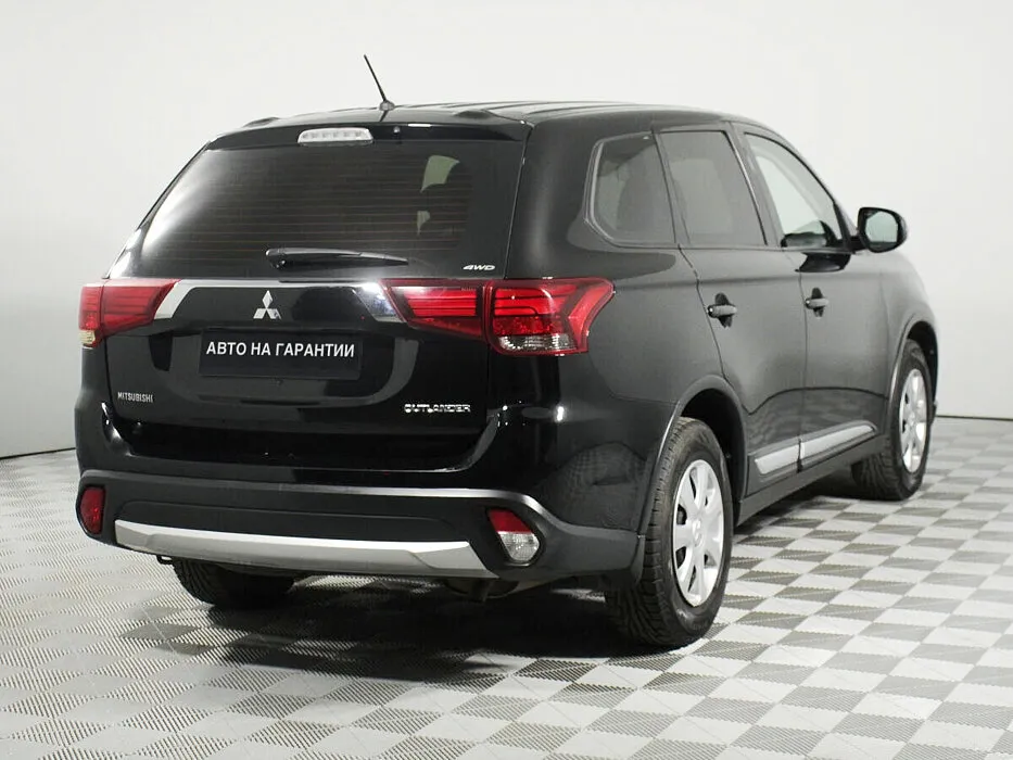 Mitsubishi Outlander III Рестайлинг 2 · Intense — фото 4