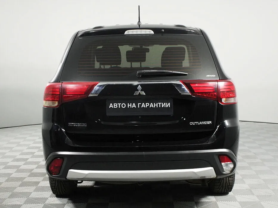 Mitsubishi Outlander III Рестайлинг 2 · Intense — фото 5