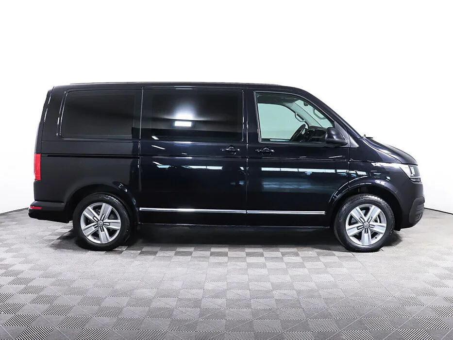 Volkswagen Multivan T6 Рестайлинг · Highline (Germany) — фото 3