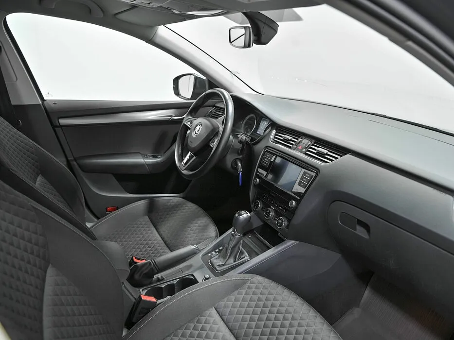 Skoda Octavia III (A7) Рестайлинг · Style — фото 5