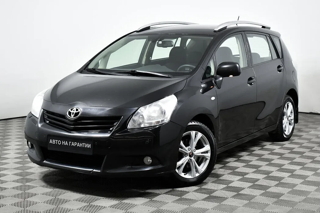 Toyota Verso I · Комфорт