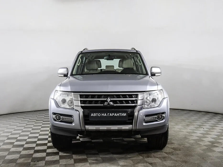 Mitsubishi Pajero IV Рестайлинг 2 · H/L — фото 2