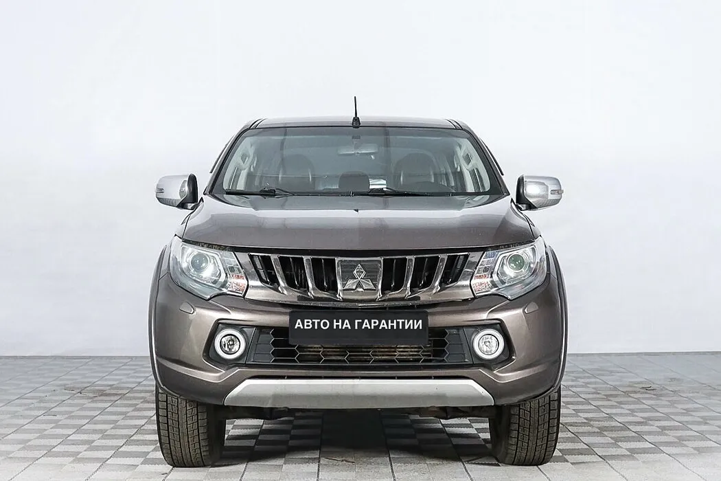 Mitsubishi L200 V · Instyle — фото 2