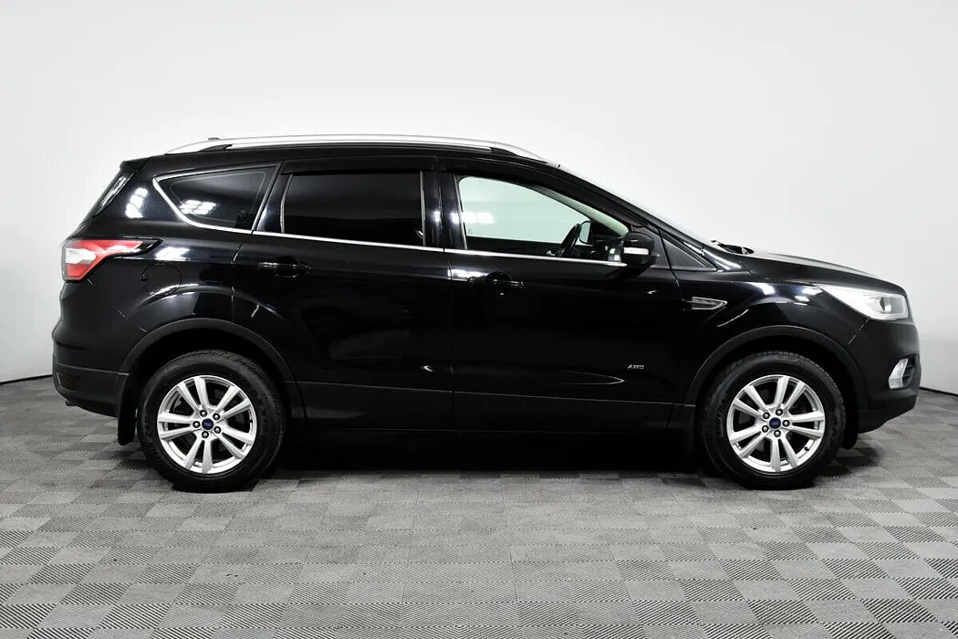Ford Kuga II Рестайлинг · Titanium — фото 3