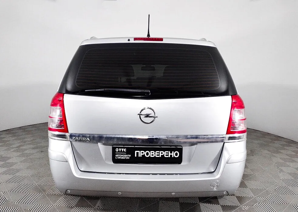 Opel Zafira B Рестайлинг — фото 5