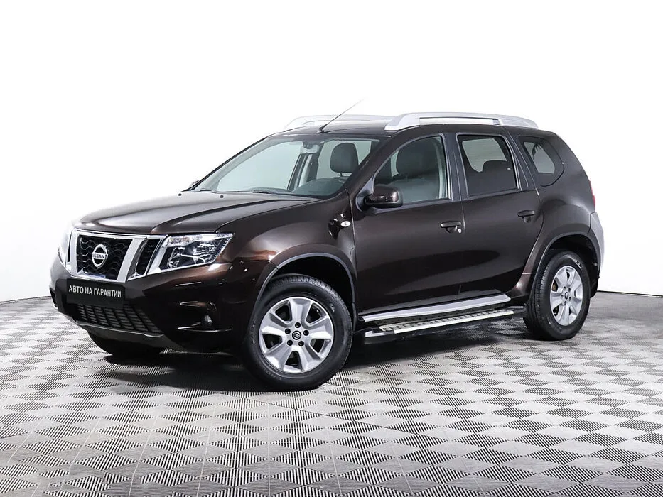 Nissan Terrano III (D10) · Tekna