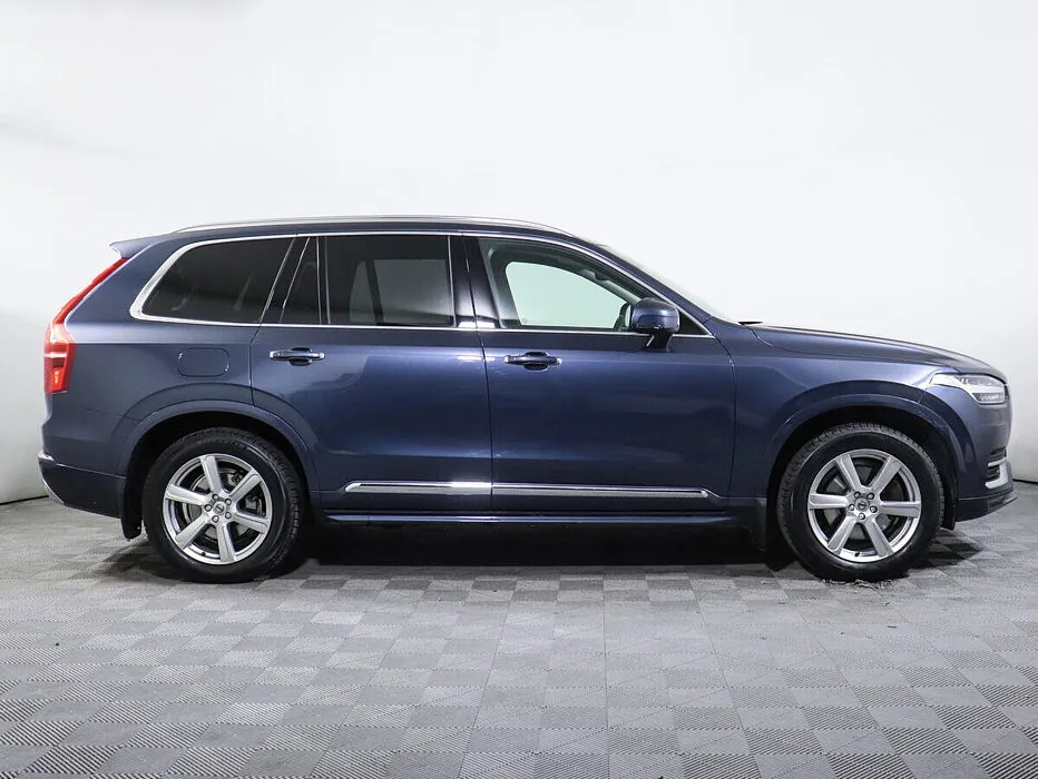 Volvo XC90 II Рестайлинг 1 · Momentum 7 мест — фото 3