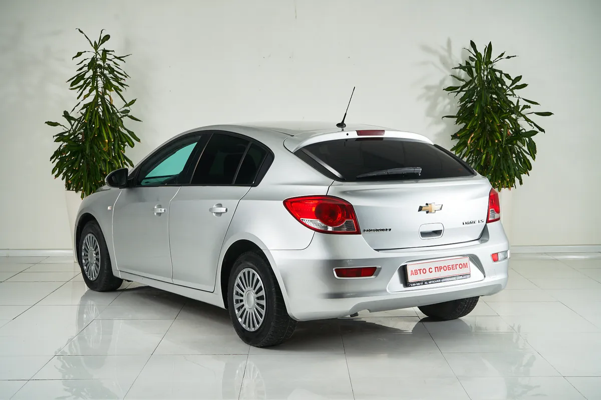 Chevrolet Cruze I — фото 4