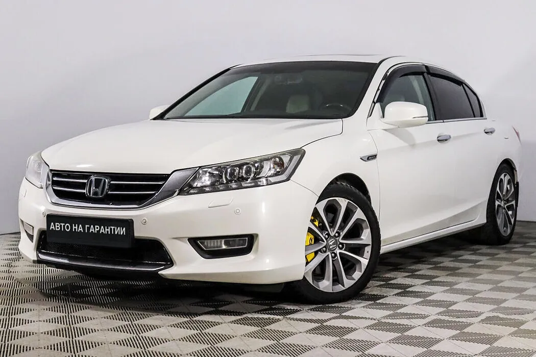 Honda Accord IX · Premium