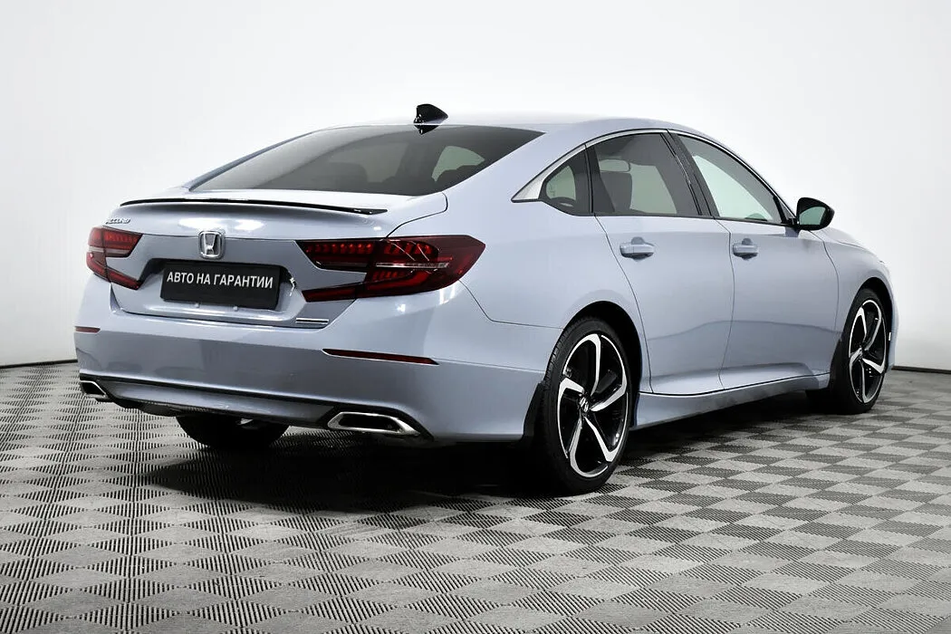 Honda Accord X Рестайлинг — фото 4
