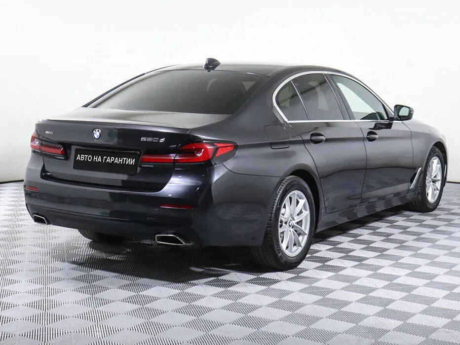 BMW 5 серии VII (G30/G31/G38) Рестайлинг · 520d xDrive — фото 4