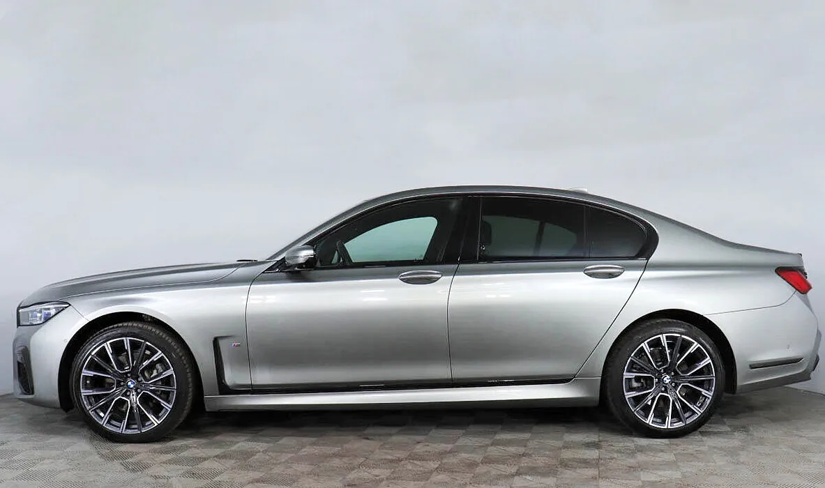 BMW 7 серии VI (G11/G12) Рестайлинг · 730d xDrive — фото 3