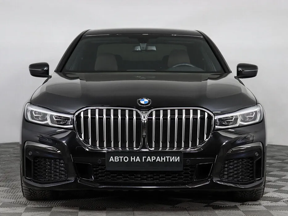 BMW 7 серии VI (G11/G12) Рестайлинг · 730i M Sport Pure — фото 2