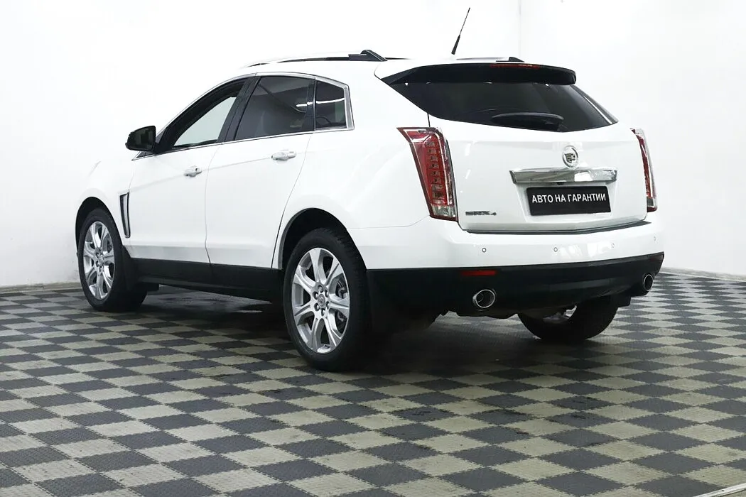 Cadillac SRX II Рестайлинг — фото 3