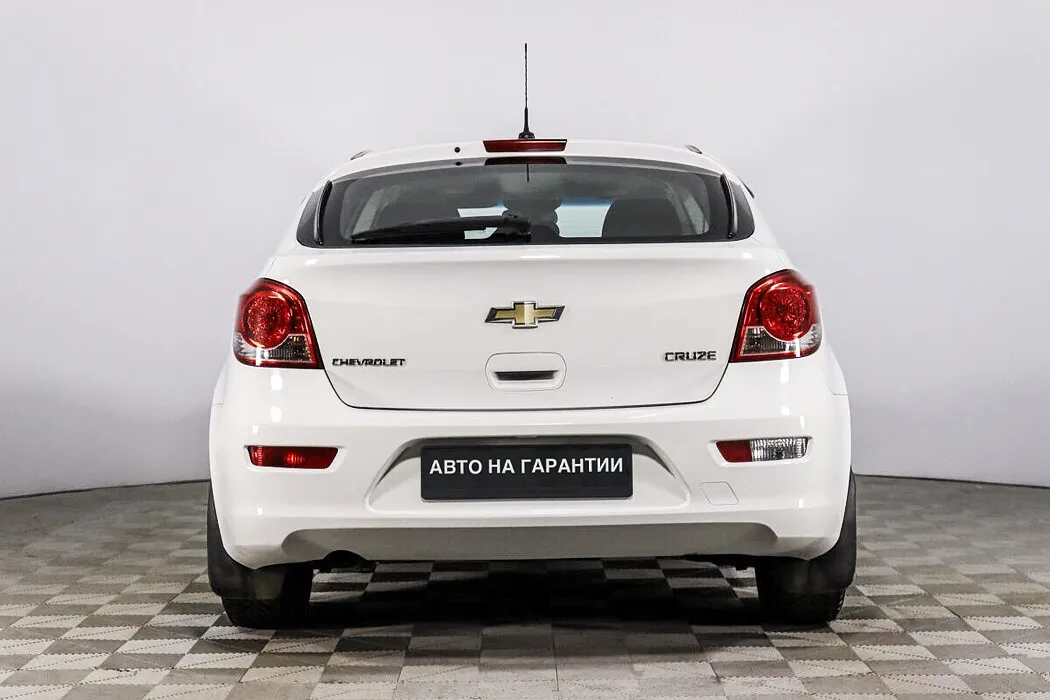 Chevrolet Cruze I Рестайлинг · LS — фото 5