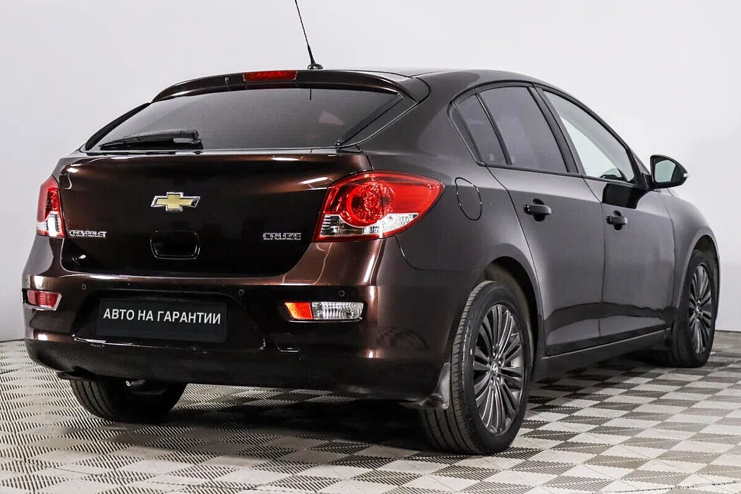 Chevrolet Cruze I Рестайлинг · LT — фото 4