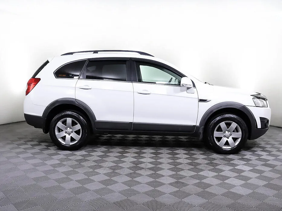 Chevrolet Captiva I Рестайлинг · LT+ 5 мест — фото 3
