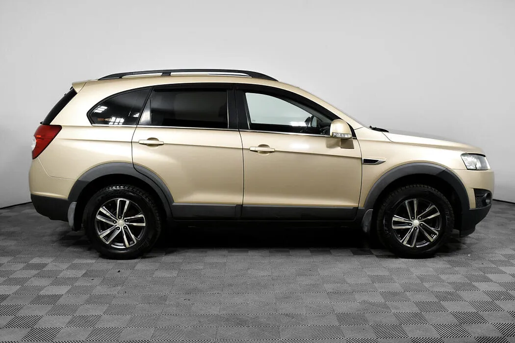 Chevrolet Captiva I Рестайлинг · LS 5 мест — фото 3