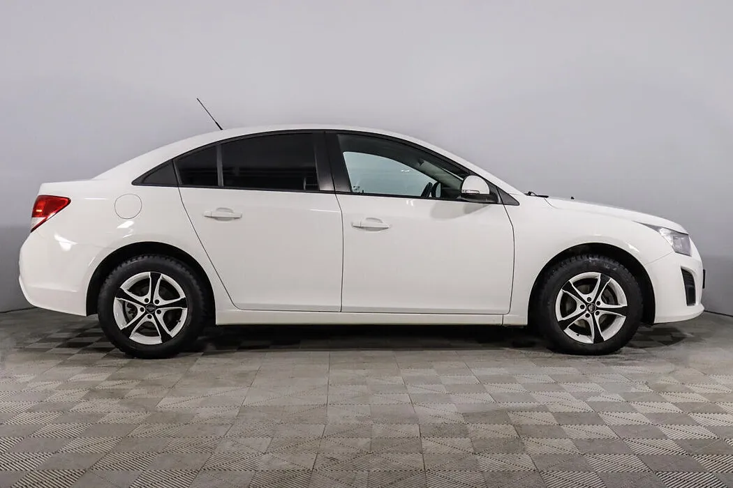 Chevrolet Cruze I Рестайлинг · LT — фото 3
